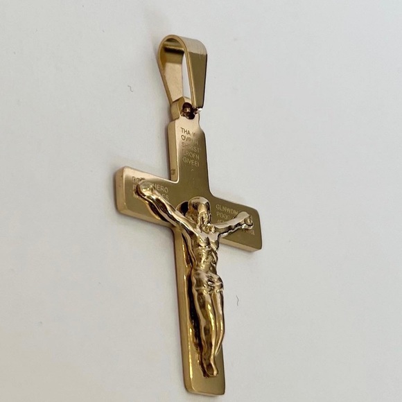 14k gold filled cross pendant - Picture 2 of 5